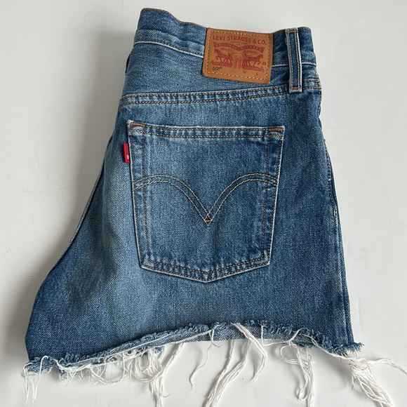 Levis 501 button fly 5 pocket cutoff shorts jean shorts - Picture 7 of 15